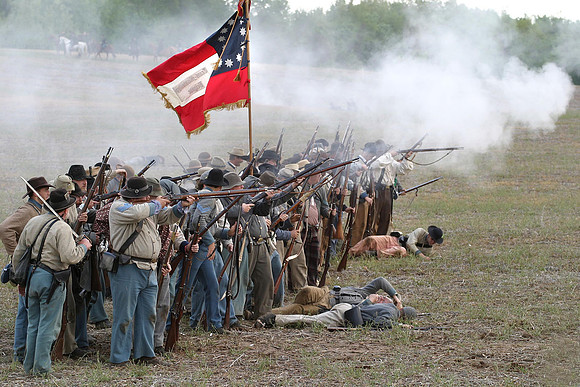 00006148-REENACTMENT-005