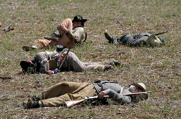 00006148-REENACTMENT-002