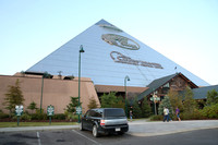 Dinner / The Lookout at the Pyramid